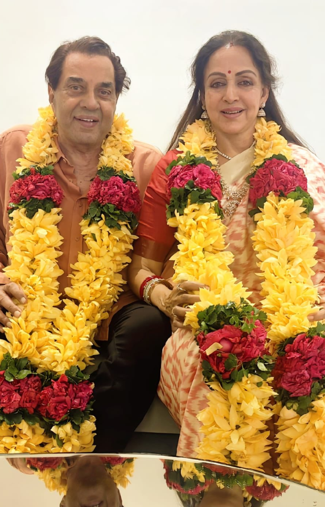 Hema-Dharmendra: Anniversary Bliss
