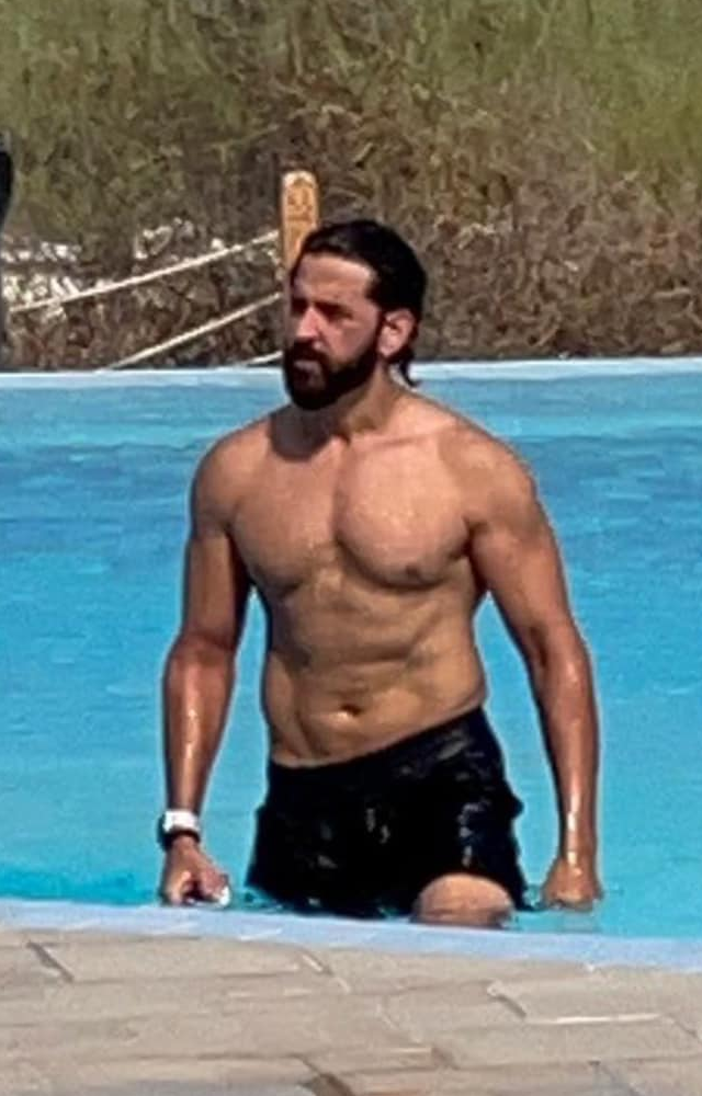 Hrithik was holidaying recently before the shoot for an upcoming film. During this time, he gained some weight.