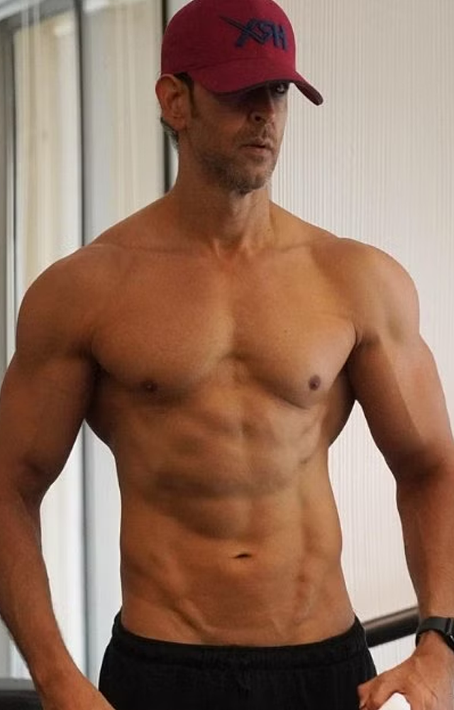 When he hit the gym regularly, there was no going back. In just 5 weeks, he managed to get to this monster of a body.