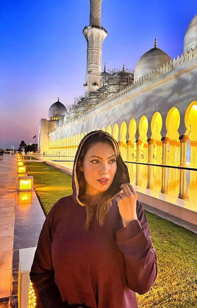 Munmun Dutta`s Serene Moment: Captivated by Sheikh Zayed Grand Mosque`s Splendor in Abu Dhabi.

