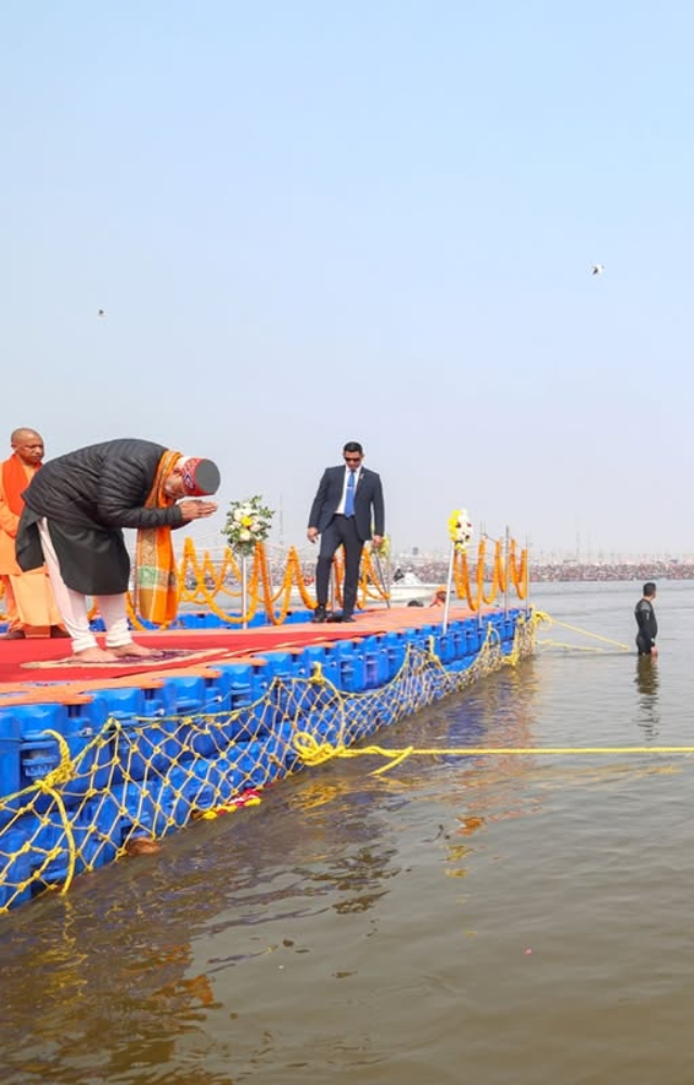The event features mesmerizing Ganga Aartis, bhajans, and traditional ceremonies.