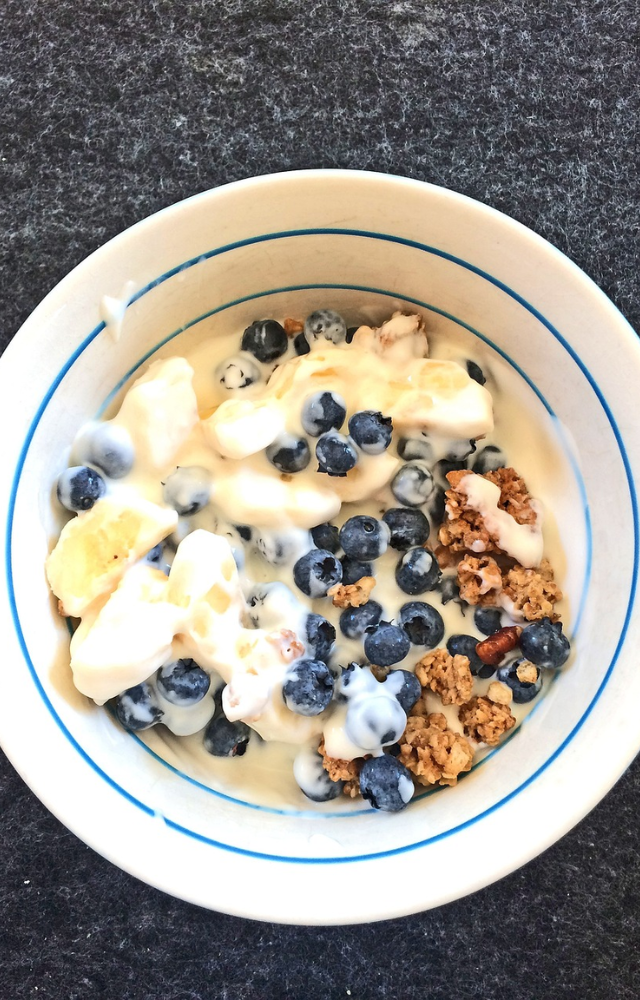 A heart-healthy breakfast that`s high in fibre and antioxidants.