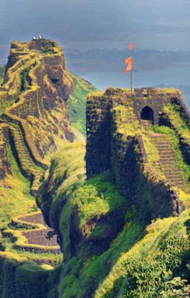 General Mulla Ali of the Adilshahi Sultanate and Shrimant Chhatrapati Shivaji Maharaj of Maratha Empire engaged in combat in the Battle of Raigarh in 1646 AD.