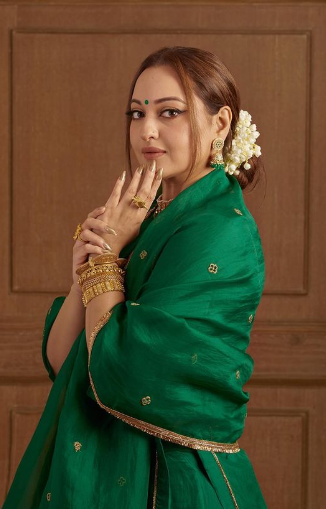 Sonakshi Sinha wears beautiful Indian clothes, exuding elegance and grace in traditional garb, perfectly capturing the essence of cultural beauty.