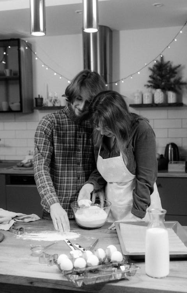 Offering a hand in the kitchen, from chopping veggies to peeling tubers, shows genuine interest in your partner`s cooking skills, enhancing love and connection