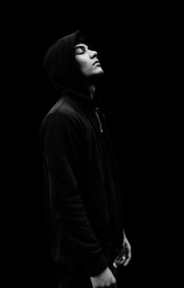 This soulful track captures emotions of longing and nostalgia beautifully. A must-listen for rainy days.