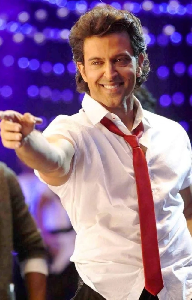 Hrithik impressed as India’s favorite superhero, Krrish, delivering a mix of action, emotion, and charm.