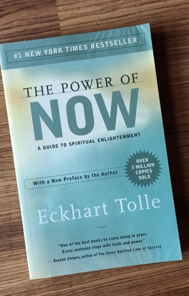 Master your emotions by staying present—this read blends mindfulness with mental clarity.