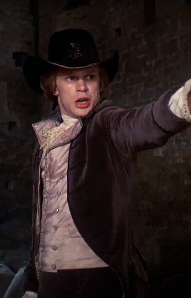 Kubrick’s visually stunning period drama set in 18th-century Europe. Every frame is a painting.
