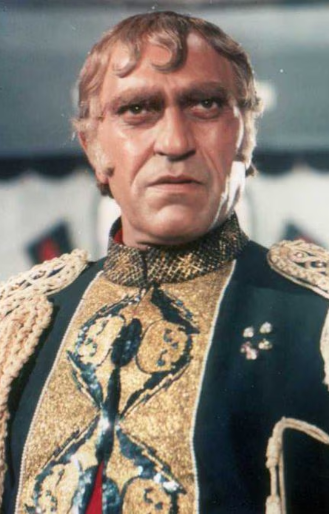 Amrish Puri’s iconic “Mogambo khush hua” made Mogambo unforgettable. A villain with style, menace, and charisma in equal measure.