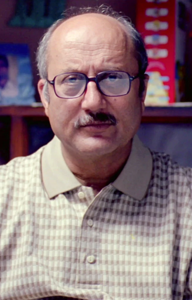 A hilarious and heartfelt take on Delhi’s middle-class struggles and real estate woes.