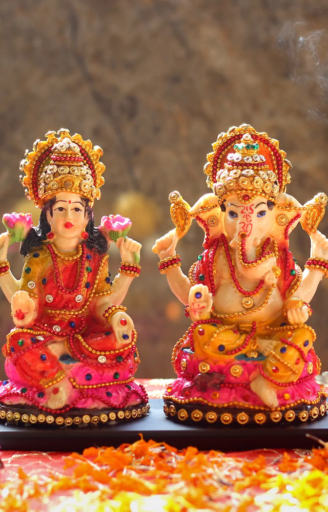 Have idols of Goddess Lakshmi and Lord Ganesha ready to invite wealth and wisdom into your home.
