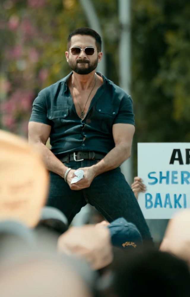 With a fresh and powerful role, Shahid Kapoor takes on a cop role like never before in Deva, as seen in the recently released trailer.