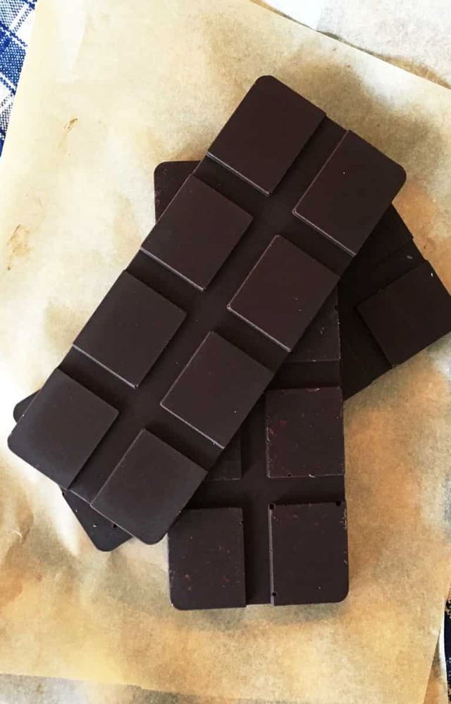 The flavonoids in dark chocolate can protect your skin from harmful UV rays and improve hydration.