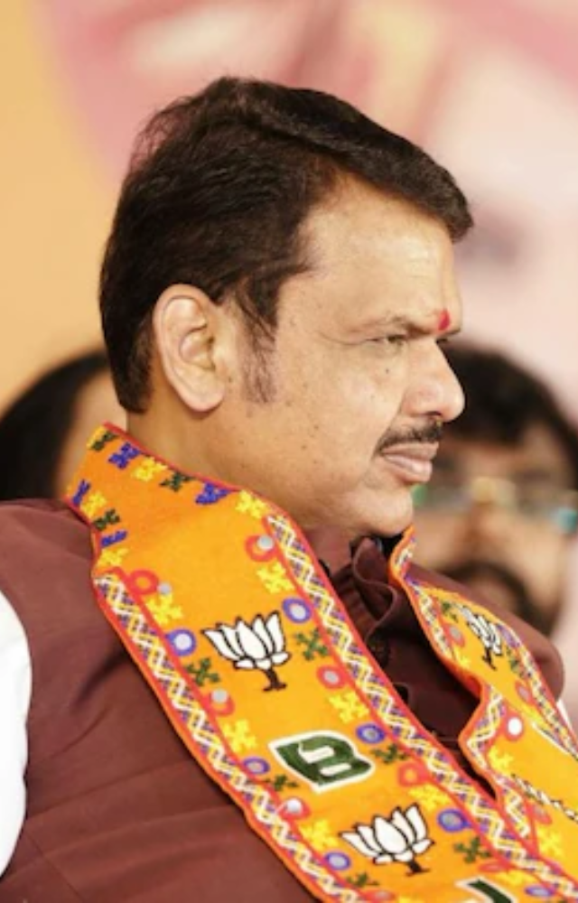 He became one of the youngest mayors of Nagpur at just 27 years old.