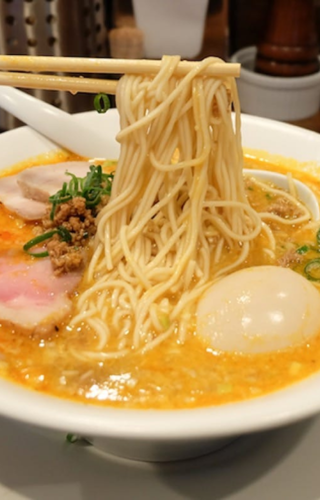 From sushi to ramen and street snacks, Tokyo is a paradise for food lovers craving bold flavors and culinary precision.