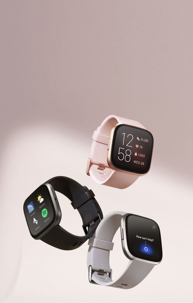 Help Dad stay on top of fitness, notifications, and health with a sleek smartwatch that blends style and functionality.
