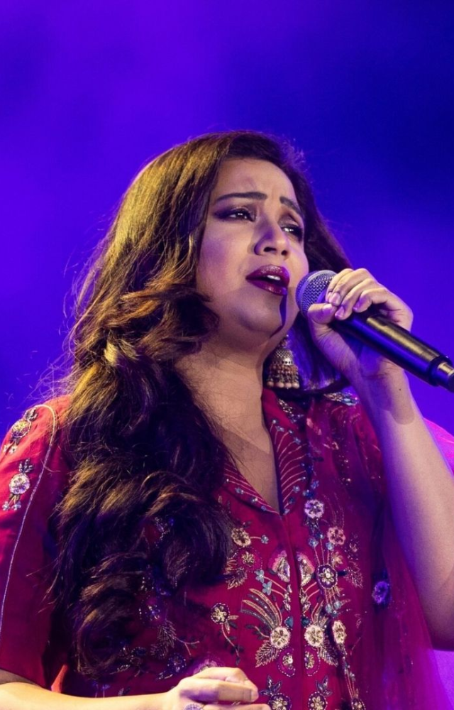 She made her Bollywood debut with Devdas (2002) and won a National Award for her very first film.