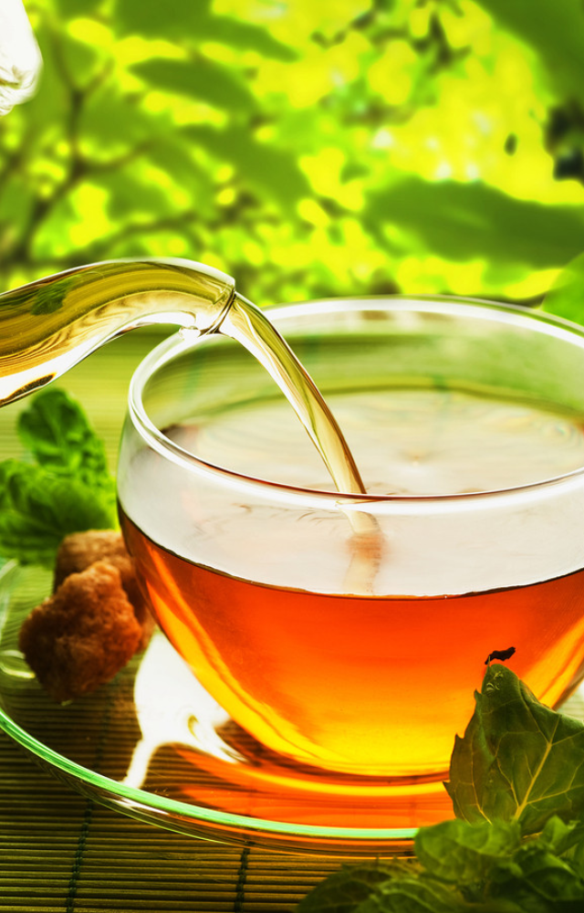 Packed with antioxidants, green tea supports metabolism, boosts brain function, and helps reduce inflammation naturally.