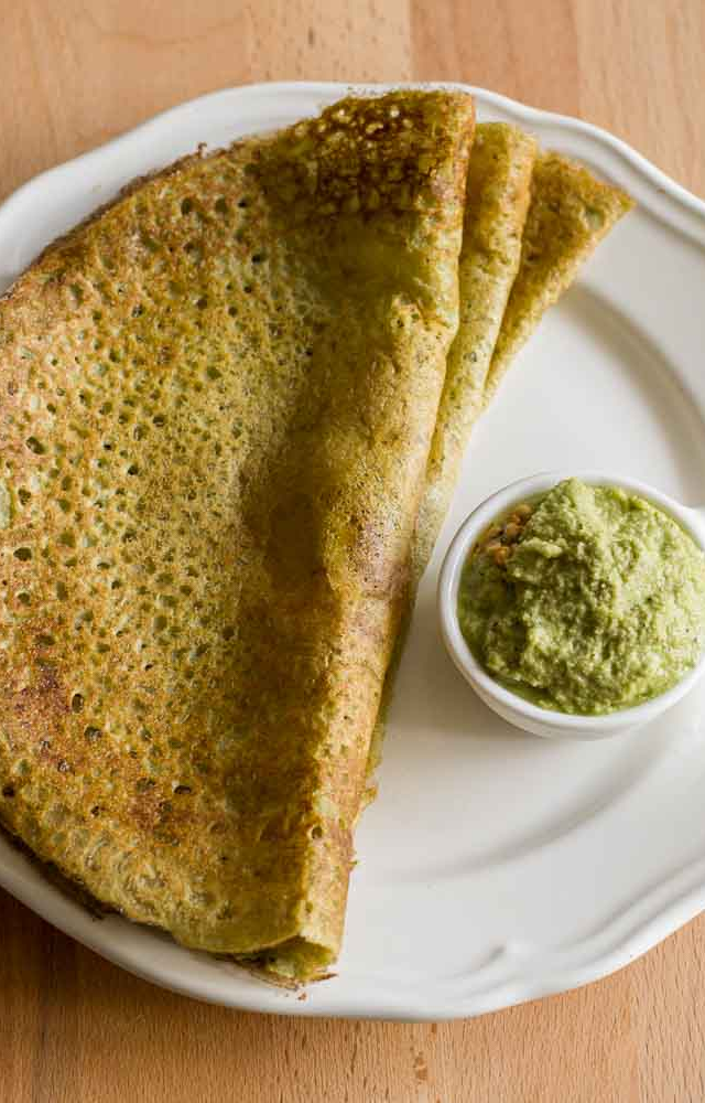 A light and protein-rich dosa made from green gram—perfect for a healthy start.