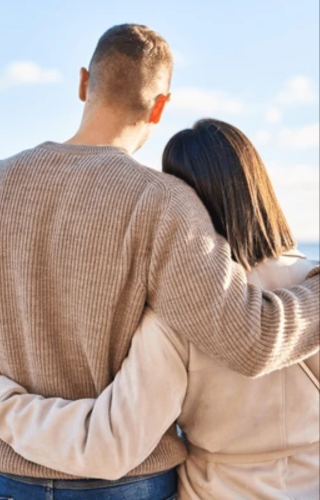 When only one person reciprocates, it may indicate emotional distance. It often reflects an imbalance in the relationship.