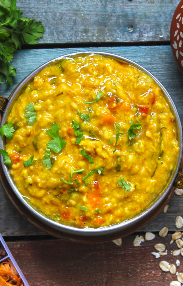 Comforting and rich in fiber, oats and veggies come together for a light yet filling meal.