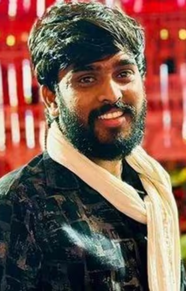 Hanumanta Lamani emerged victorious in Bigg Boss Kannada Season 11, winning hearts and the trophy.