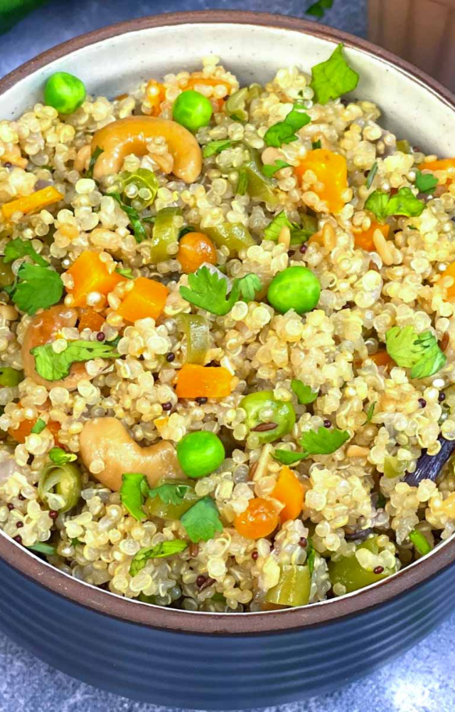 A wholesome twist to traditional upma, loaded with protein and fiber.