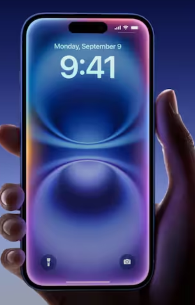 Fans were amazed by the iPhone 16’s upgraded camera and performance, making it the star of the event.
