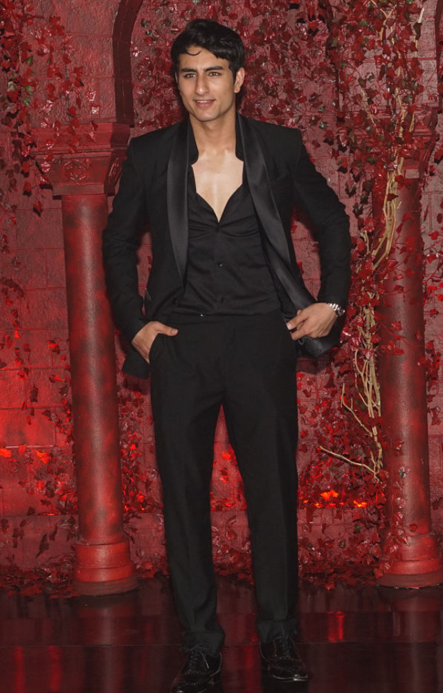 Fans often compare Ibrahim’s looks to his father Saif Ali Khan’s younger days.