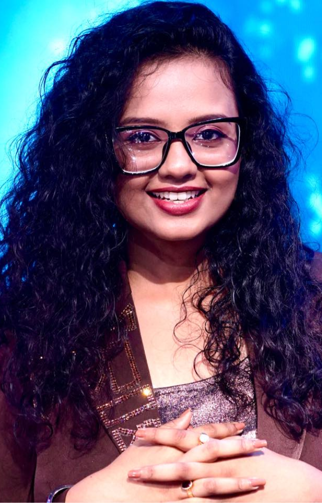 From classical to pop, Manasi impressed everyone with her vocal range. Each week, she brought something fresh to the stage.
