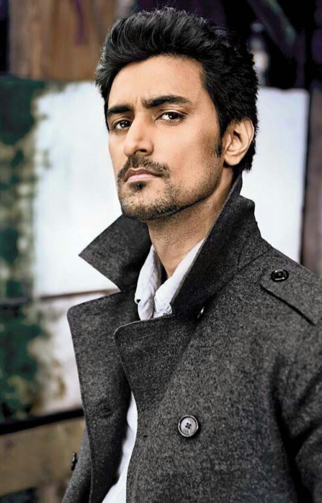 Kunal`s career in Bollywood started with impactful roles, but there are many surprising turns in his journey.
