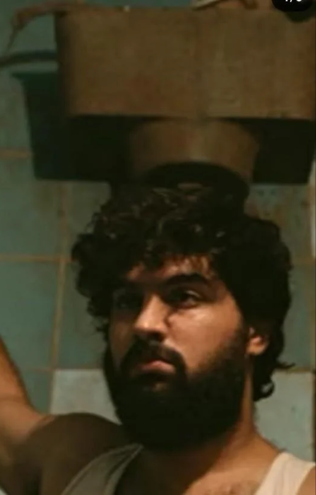 Kunal Roy Kapur stole the show with his comic timing in Delhi Belly. His hilarious performance made this film a cult favorite.