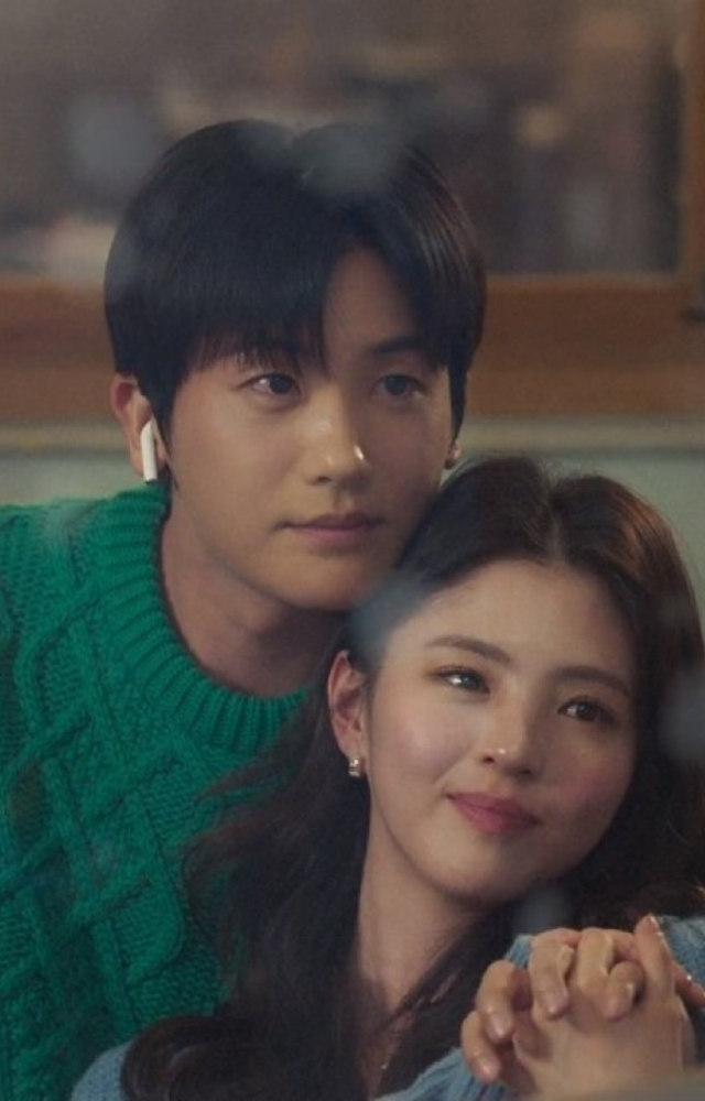 This romantic mini-drama blends music and unspoken love, making it a heartfelt watch under four hours.