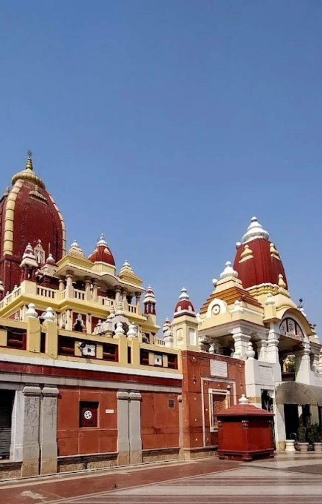 A peaceful sanctuary dedicated to Lord Vishnu and Goddess Lakshmi, known for its stunning architecture.