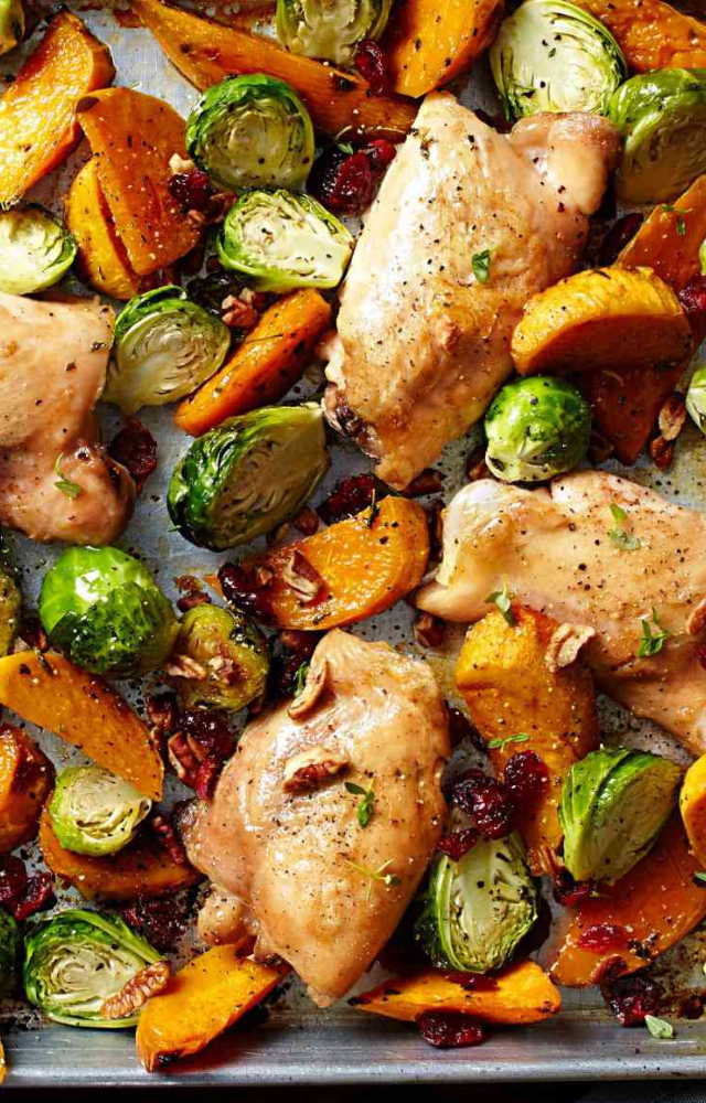 Dump everything on a tray—veggies, protein, seasoning—bake, and eat! Less mess, less stress.
