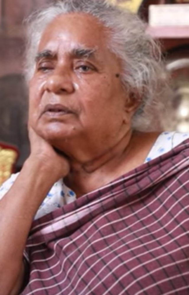 Meena’s acting prowess extends beyond Malayalam cinema, with significant contributions to Tamil, Telugu, Kannada, and Hindi films.