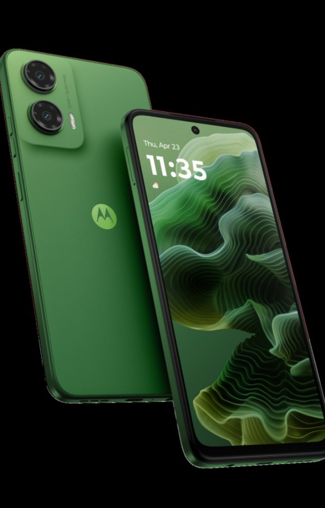 The Moto G35 is powered by a Snapdragon processor, offering smooth performance for everyday tasks and gaming.