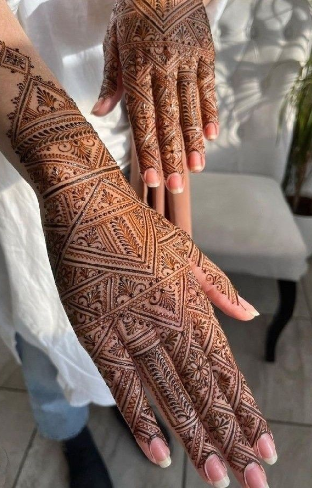 Elegant Moroccan Mehndi Ideas for Eid