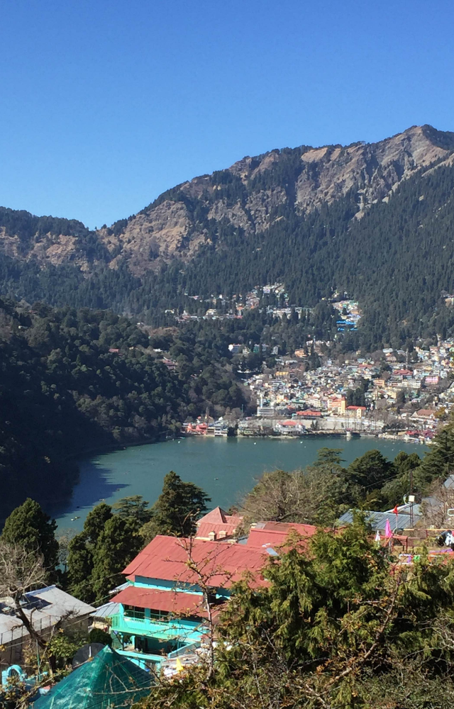 Monsoon adds a magical calm to this lake town, surrounded by misty hills and peaceful walks.