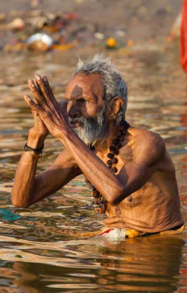 Take part in sacred rituals and witness the mesmerizing Ganga Aarti along the ghats during this auspicious occasion.
