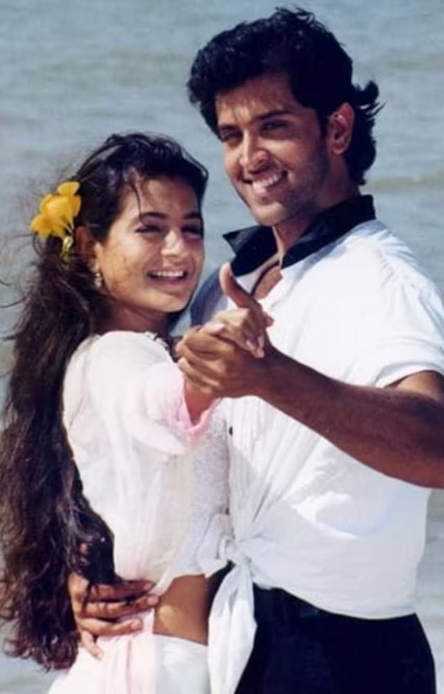 Hrithik Roshan’s double role and debut magic hit the big screen once more. The re-release reignited first-love feels and ‘Ek Pal Ka Jeena’ nostalgia.
