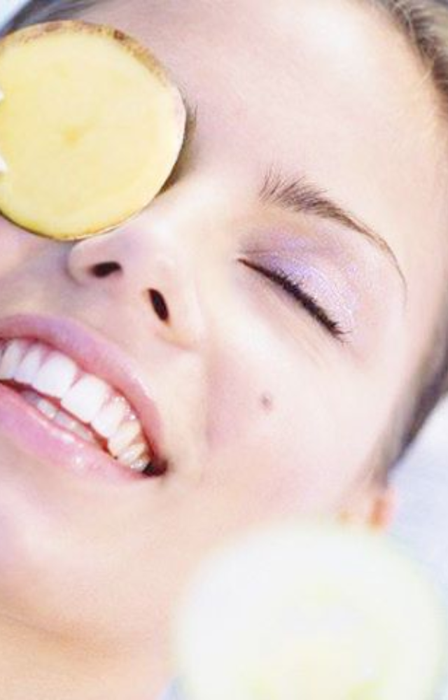 Potatoes have enzymes and vitamin C that help lighten under-eye pigmentation naturally.
