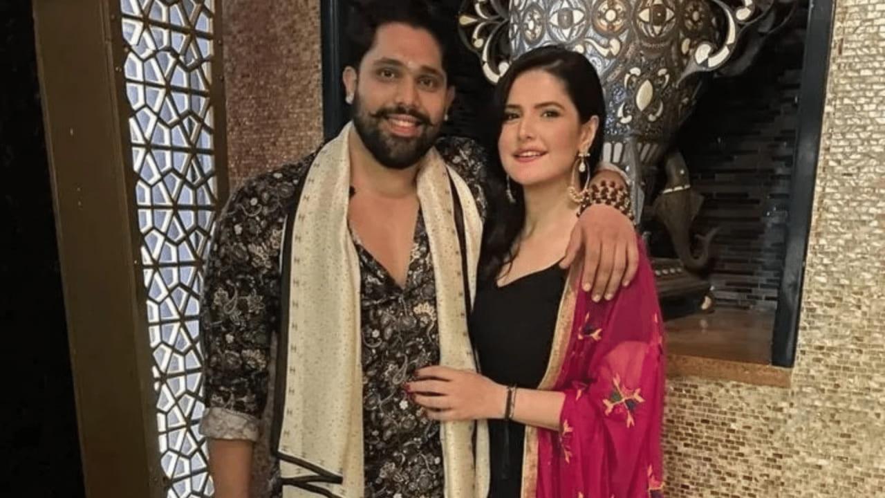 The Real Reason For Zareen Khan-Shivashish Mishra Breakup Will Shock You